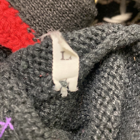 SOLD IN STORE Private Collection by Carolina Women’s Sequined Cardigan - Picture 4 of 7